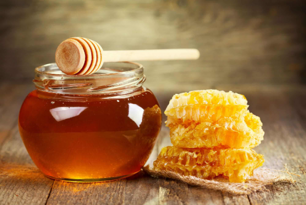 فروش عسل چهار گیاه زیر قیمت بازار